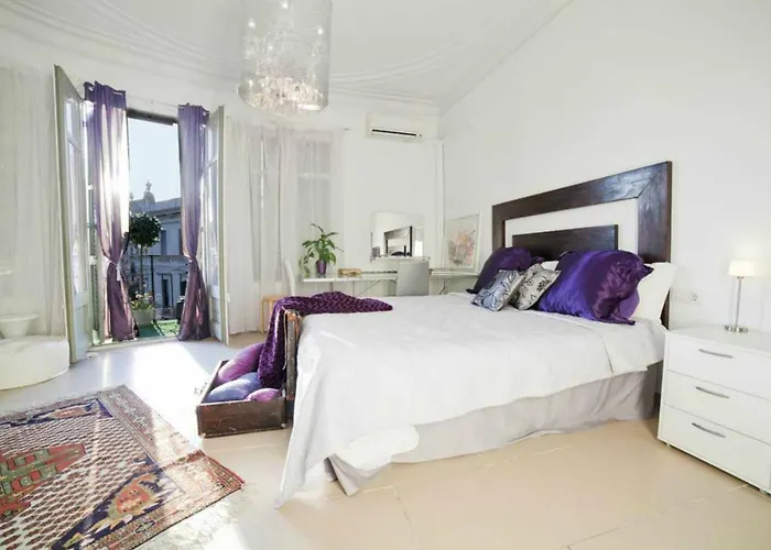 Platinum Lux 3 BedRooms Balconies center,