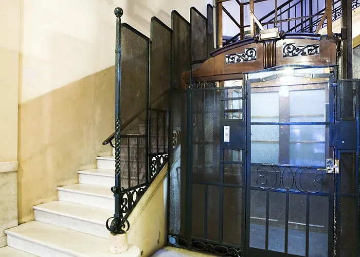 Balcones Y Vistas En El Centro De La Ciudad